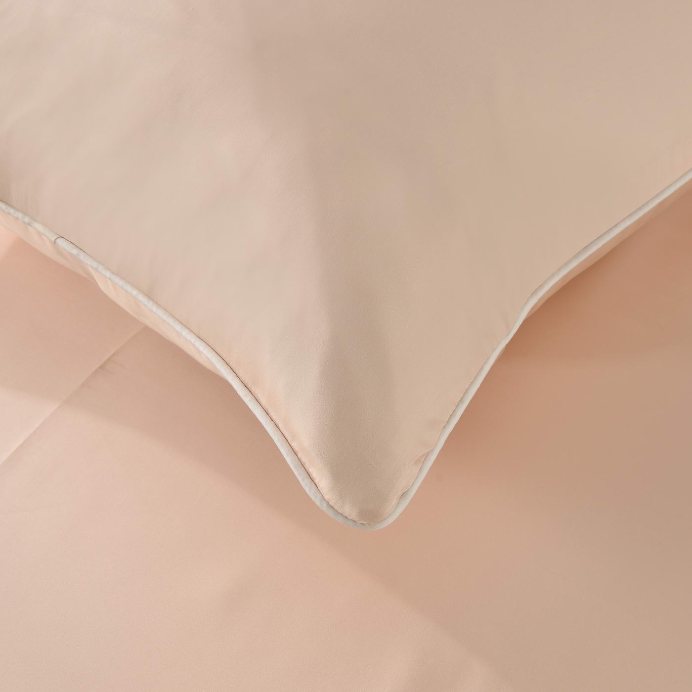 ���������� ����� Sofi De Marko ����� �5 � ���� 24064 �. � �������