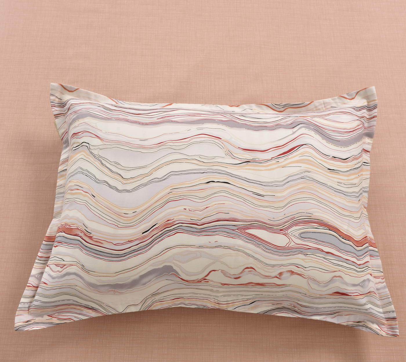 ���������� ����� Sofi De Marko ������� � ���� 10328 �. � 51 ������