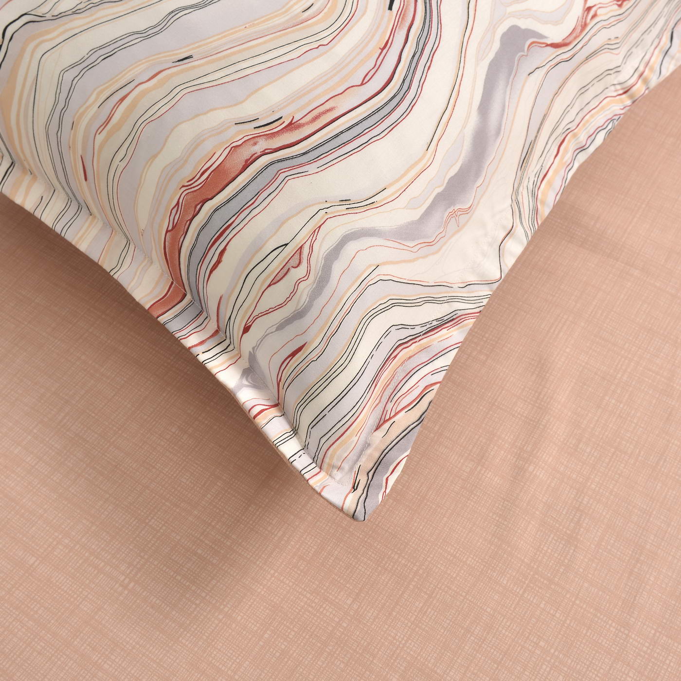 ���������� ����� Sofi De Marko ������� � ���� 10328 �. � 51 ������