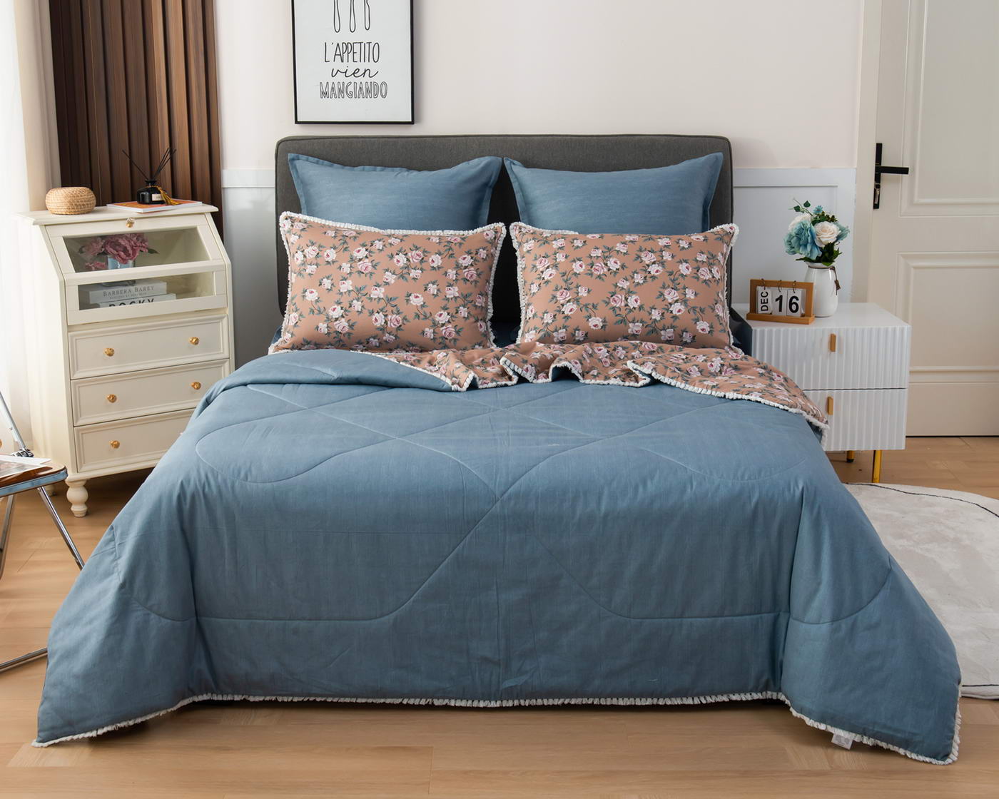 ���������� ����� � ������� Sofi De Marko ��������� �51 � ����� � 40 ��������