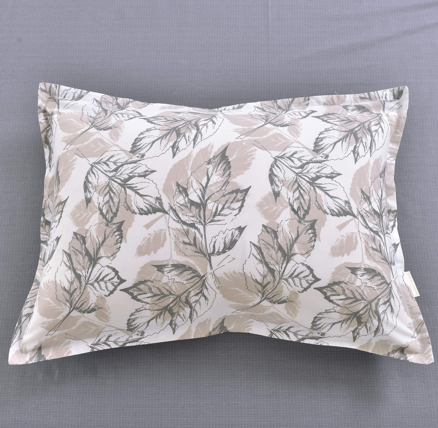 ���������� ����� Sofi De Marko ����� � ���� 11520 �. � 68 ��������