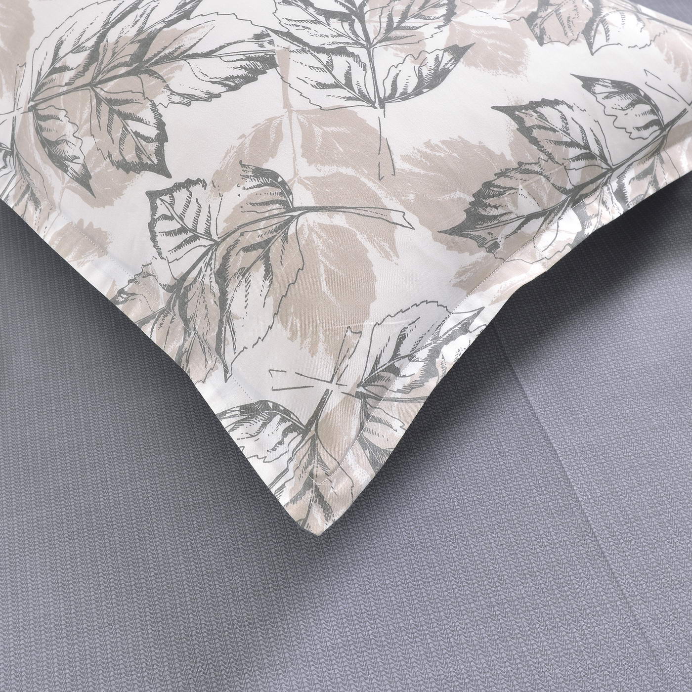 ���������� ����� Sofi De Marko ����� � ���� 11520 �. � 68 ��������