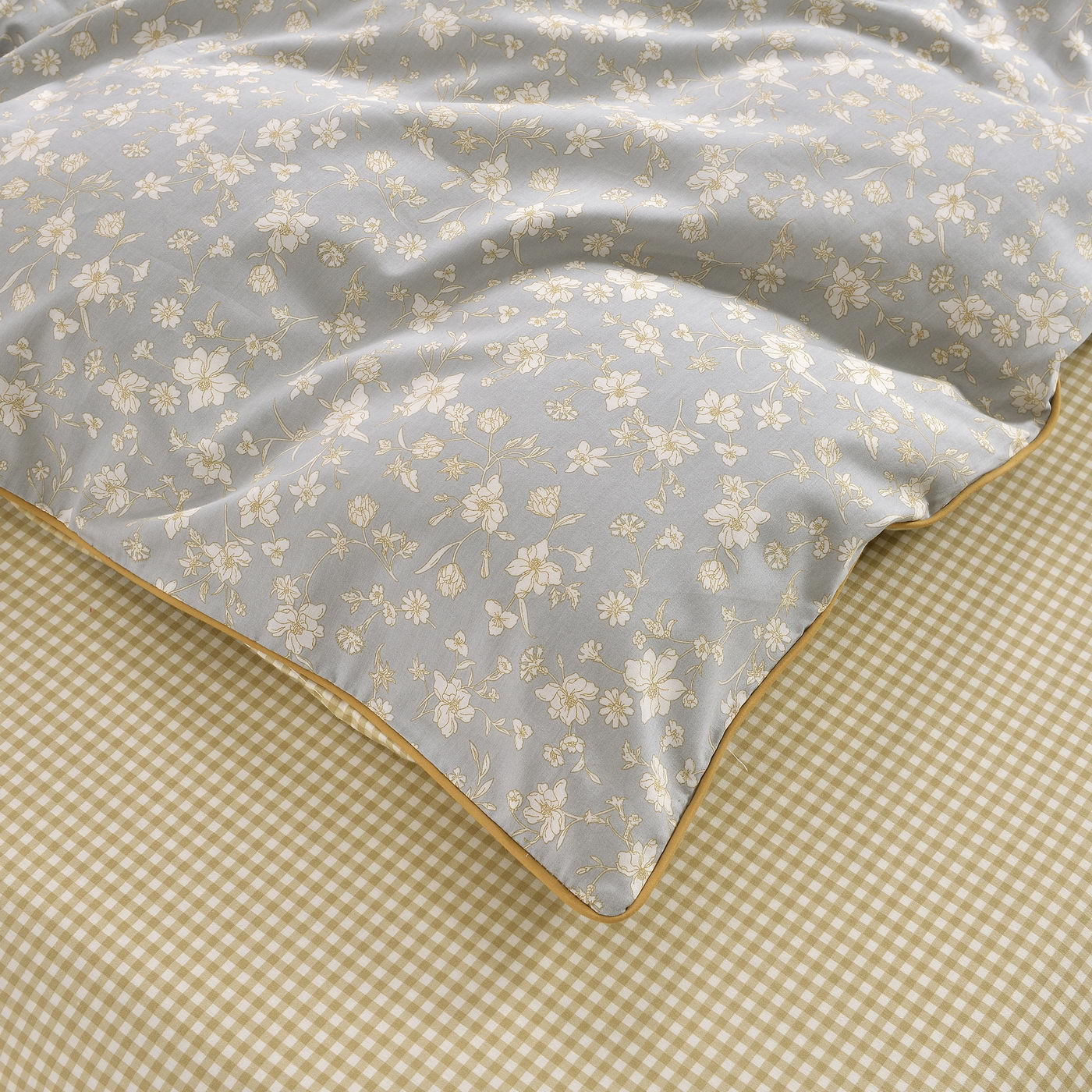 ���������� ����� Sofi De Marko ����� � ���� 10328 �. � �����