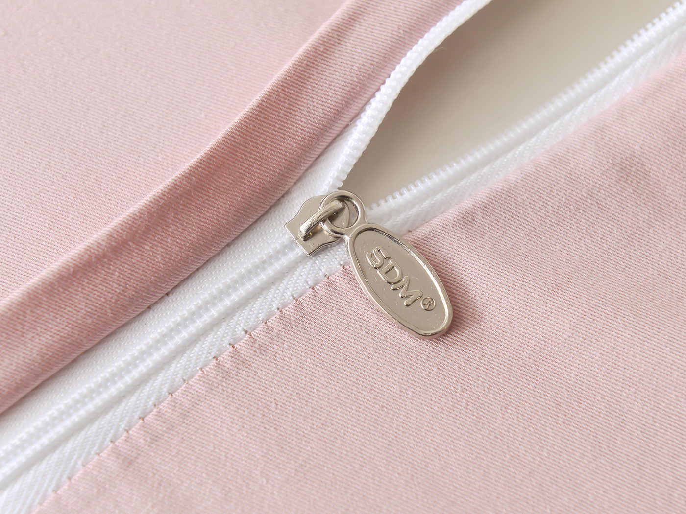 ���������� ����� Sofi De Marko �������, ��������� ���� � ���� 14072 �. � �����