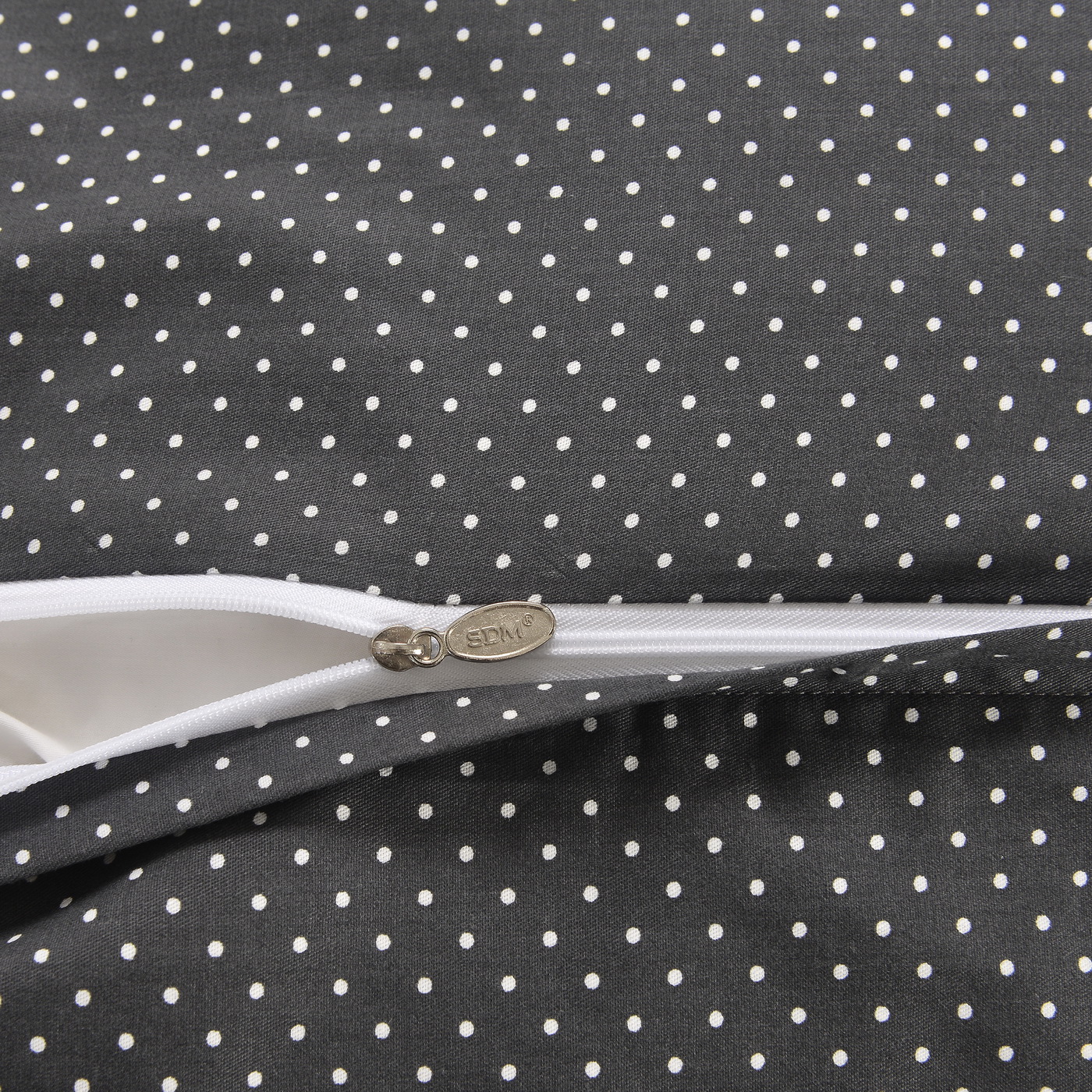 ���������� ����� Sofi De Marko ������ � ���� 10328 �. � 45 ��������