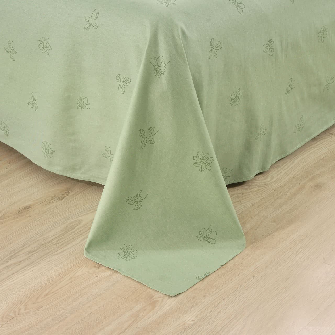 ���������� ����� Sofi De Marko ������ � ���� 10328 �. � 45 ��������