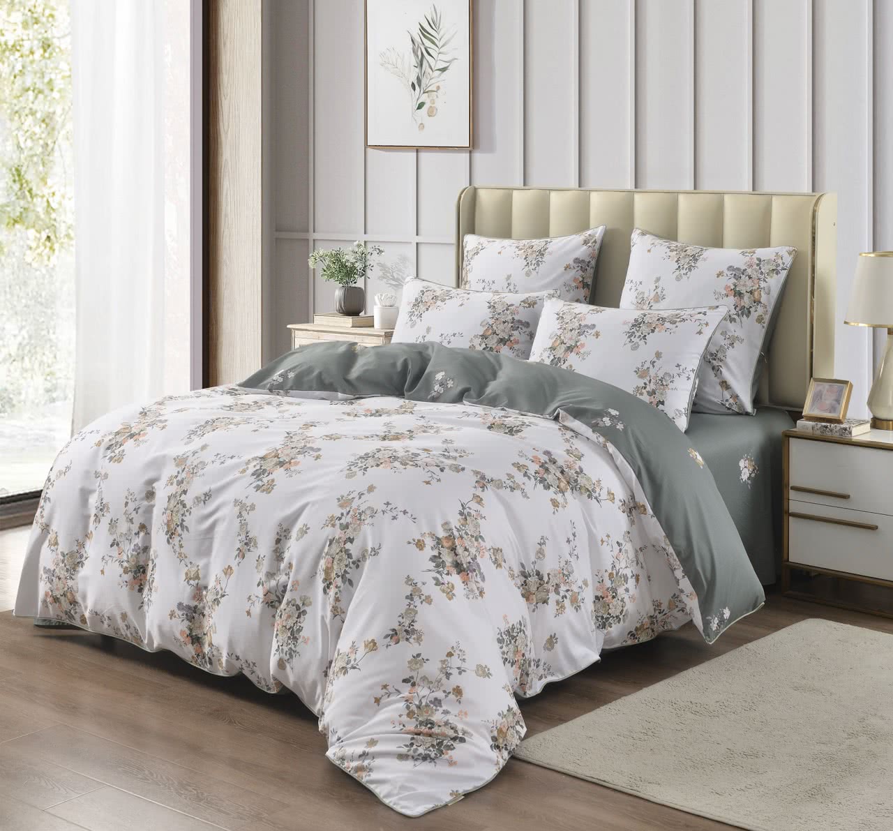 ���������� ����� Sofi De Marko ����� � ���� 11520 �. � 52 �������