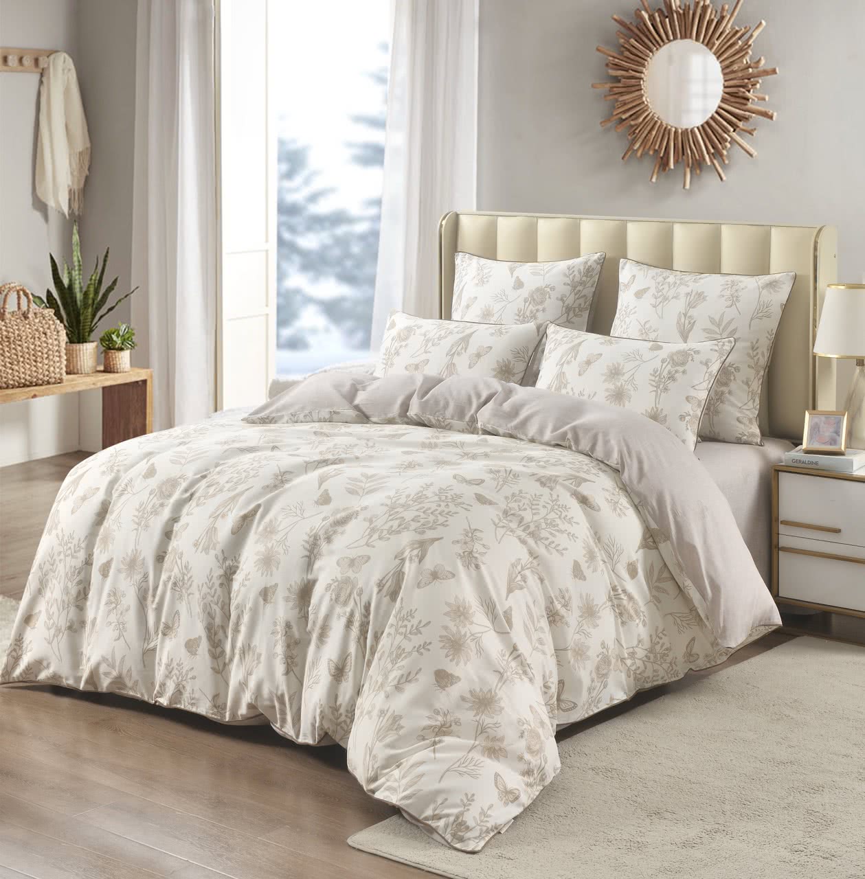 ���������� ����� Sofi De Marko ��������, ��� � ���� 10328 �. � 52 �������