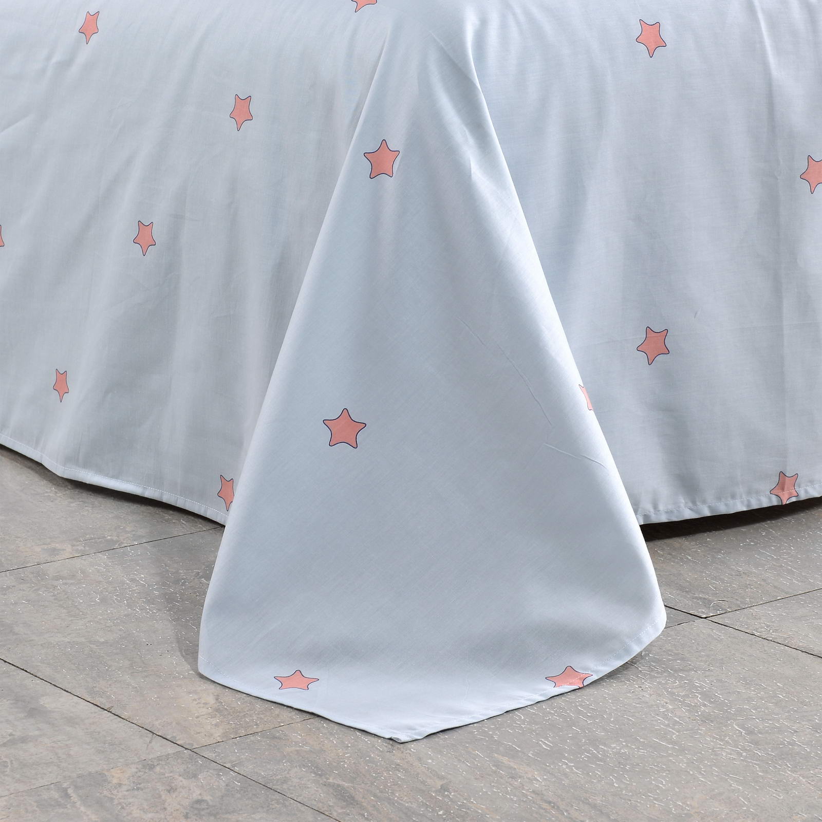 ���������� ����� Sofi De Marko ��� � ����� � 8 ��������