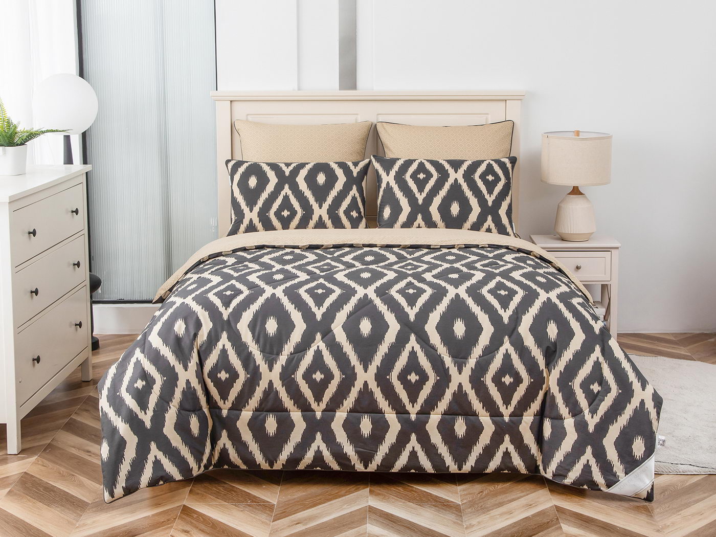 ���������� ����� � ������� Sofi De Marko ������� �47