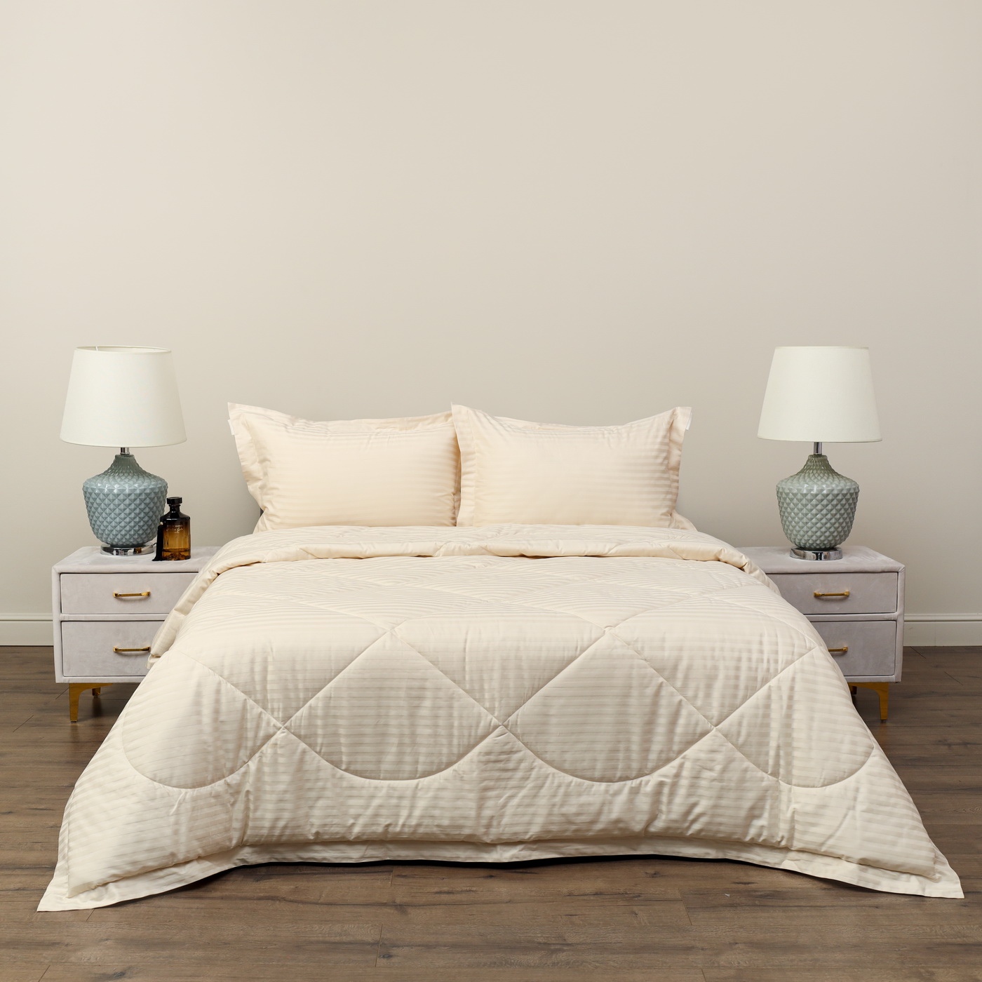 ���������� ����� � ������� Sofi De Marko ��������, ����