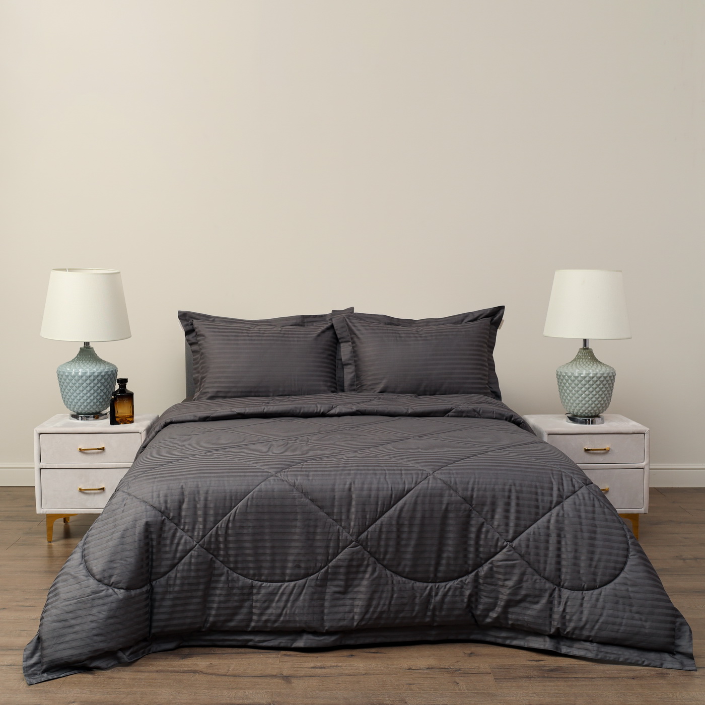 ���������� ����� � ������� Sofi De Marko ��������, ��������