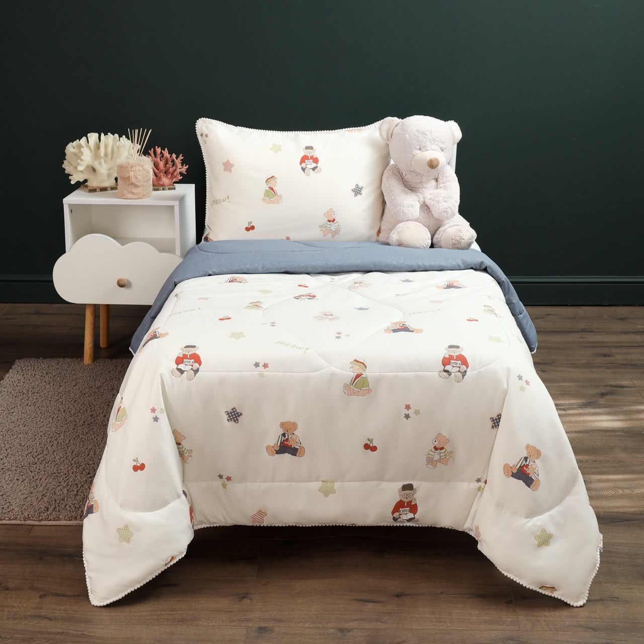 ���������� ����� � ������� Sofi De Marko �����